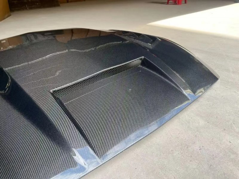 New Carbon Fiber Hood for Mustang 2024-2025 Front Hood Cover with Bolts-Bolt-On OEM Fitment